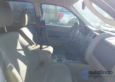 2010 Ford Escape Xlt из США, поврежденный, VIN 1FMCU0D77AKD07451
